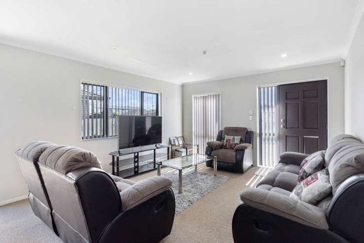 12 Yatterina Avenue Takanini_26