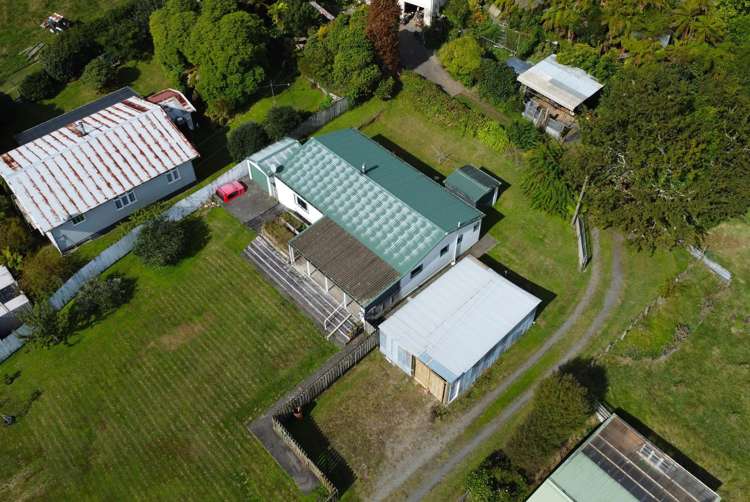 7 and 7A Kahu Street Ohura_13