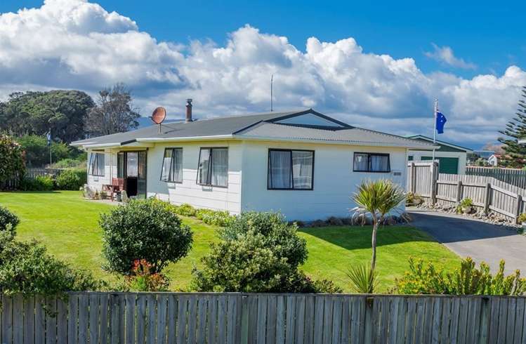 40 Moana Street Otaki Beach_12