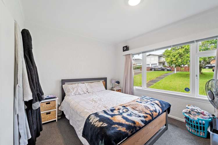 64 Sherwood Avenue Te Atatu South_7