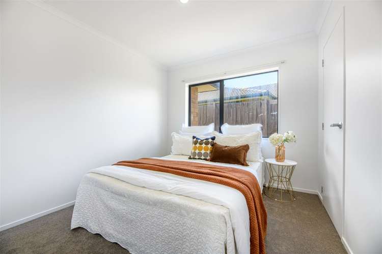 49 Makora Road Massey_9