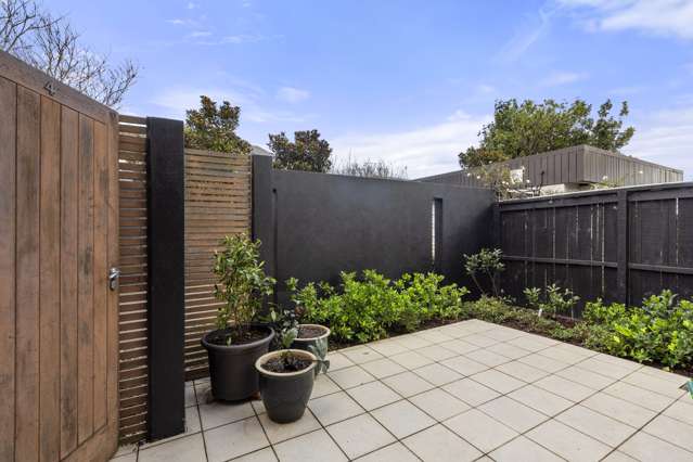 4/2 Tiwai Road Royal Oak_1