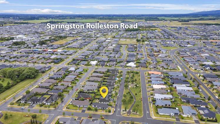 41 Farnborough Way Rolleston_13