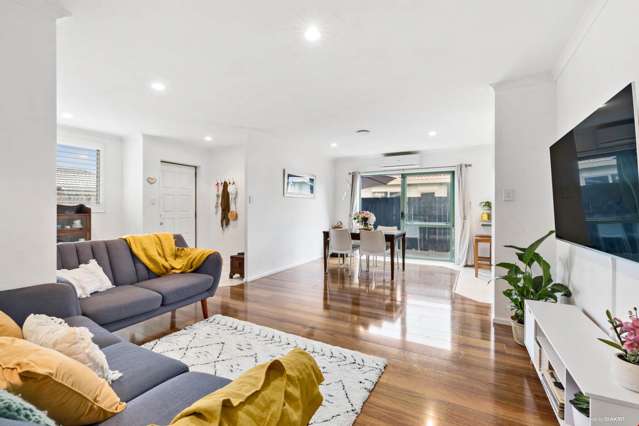 12 Anton Place Takanini_1