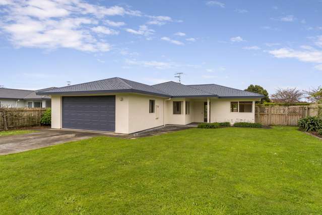 Ideal Family Home in Sought-After Otaki Location