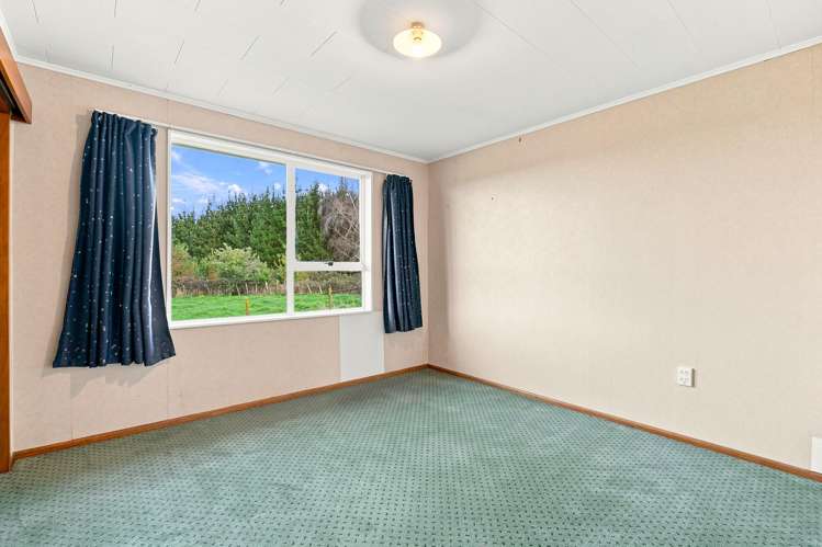 258 Valley Road Papatawa_9