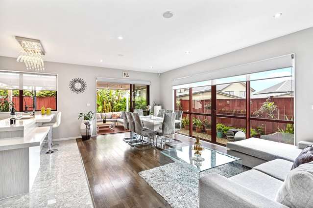 63 Rosewell Crescent Flat Bush_3