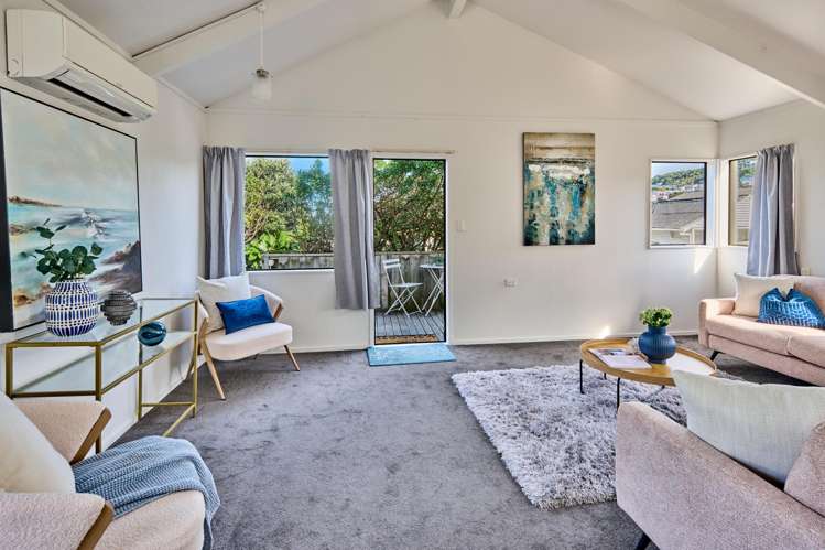 6 Trent Street Island Bay_5