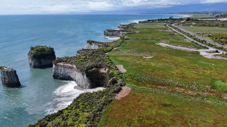 986C Cape Foulwind Road_1