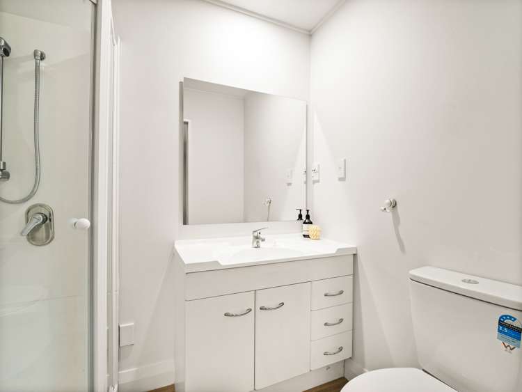 63 Glenbrook Drive Mosgiel_11