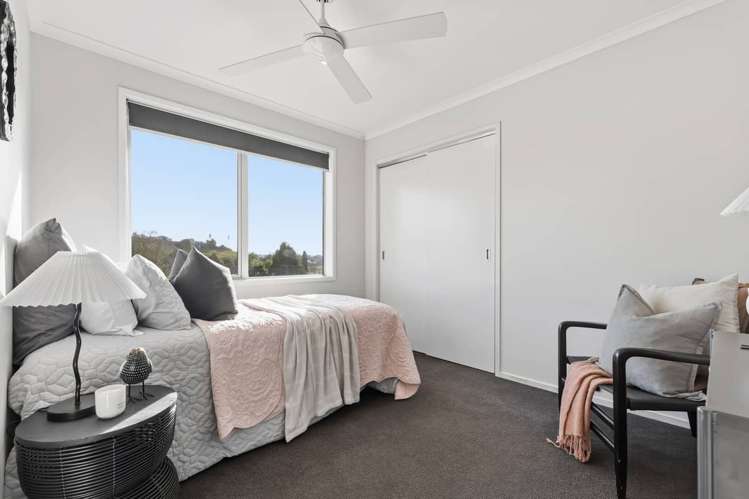 35 Jane Way Hairini_19