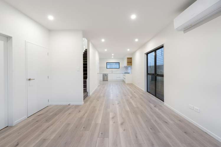 26b Universal Drive Henderson_18