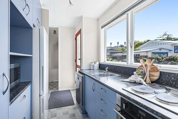 35 Fairway Avenue Red Beach_9