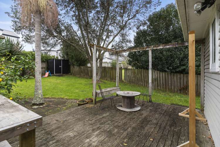 73 Castledine Crescent Glen Innes_14