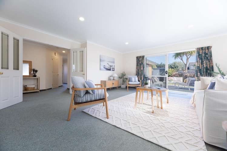 84 Guildford Drive Paraparaumu_13