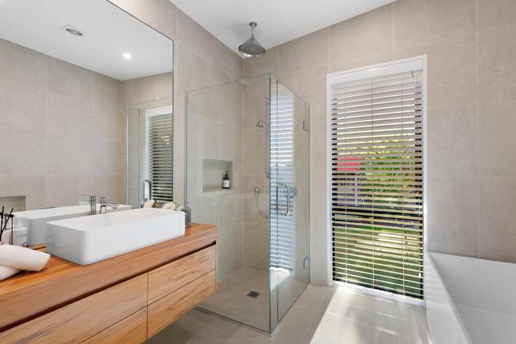 8 Big Valley Drive Jacks Point_20