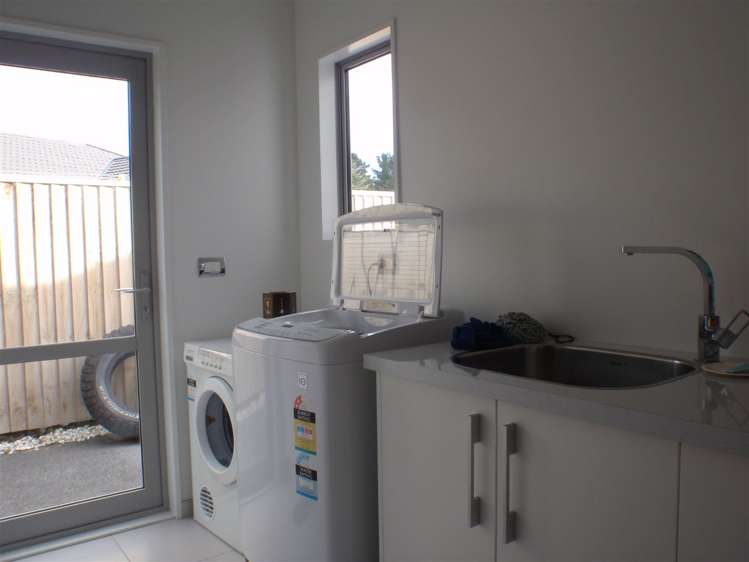 1 Carnaveron Drive Lincoln_6