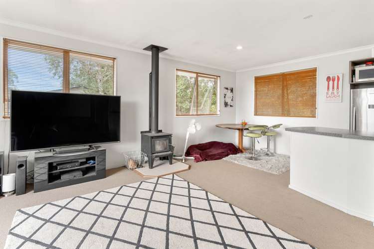 18 Solway Crescent Solway_8