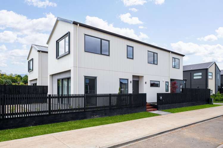 69 Overton Street Rototuna North_23