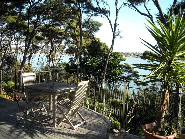 163 Attwood Road Paremoremo_6