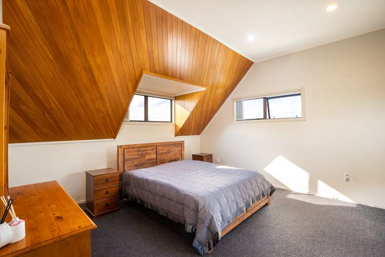 38 Trelawney Crescent Westown_17