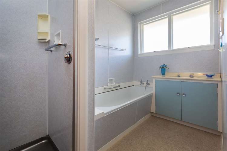 2/15 Apollo Place Papanui_11