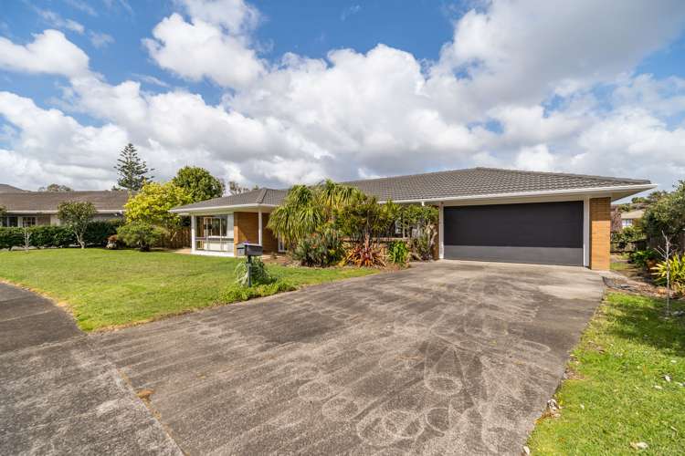 3 Serrita Avenue Sunnyhills_30