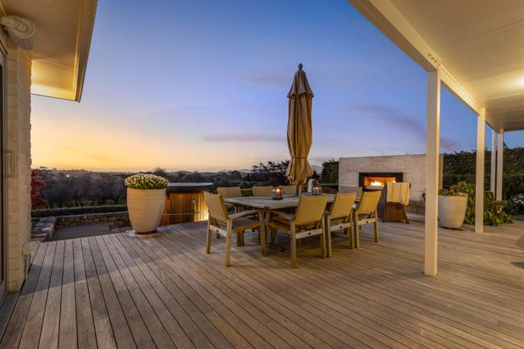 86 Emerald Glen Road Paekakariki_15