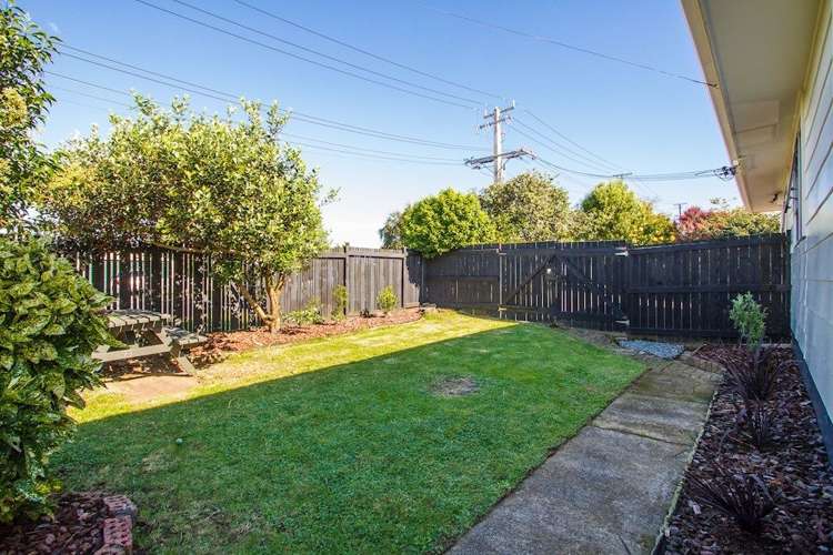 1/7 Almond Place Mount Wellington_5