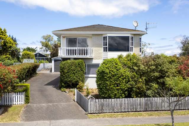 Captivating lake views and exceptional potential