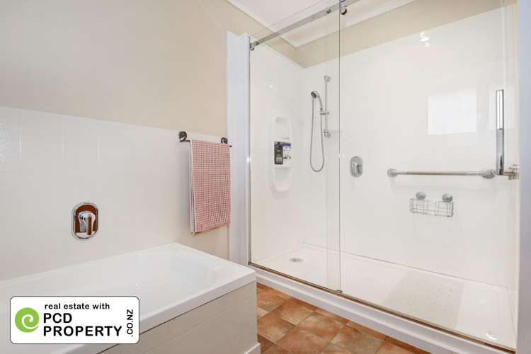 12 Lincoln Place Kamo_15