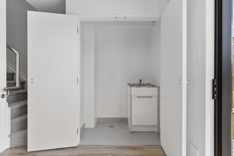 12/25 Vodanovich Road Te Atatu South_7