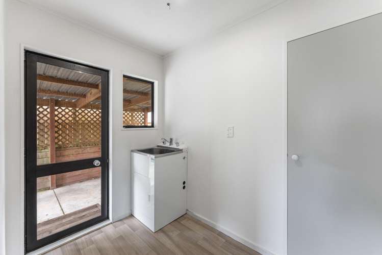 19B Hurley Road Paraparaumu Beach_12