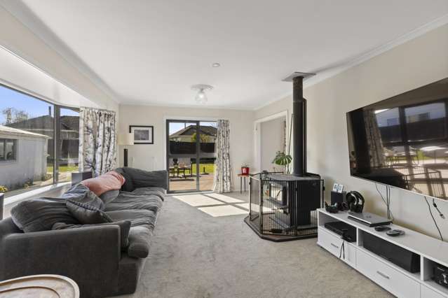 58 Sandown Crescent Aranui_3