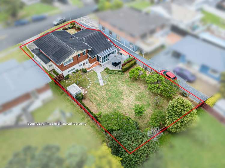 8 Iorangi Place Hillpark_29