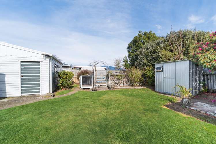 14 Vernon Avenue Takaro_20