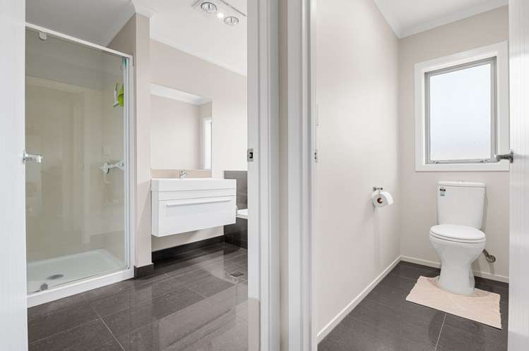 9A + 9B Foxbury Court Rototuna North_10