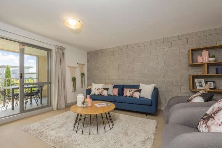 2j/12 Morning Star Place Mount Albert_4