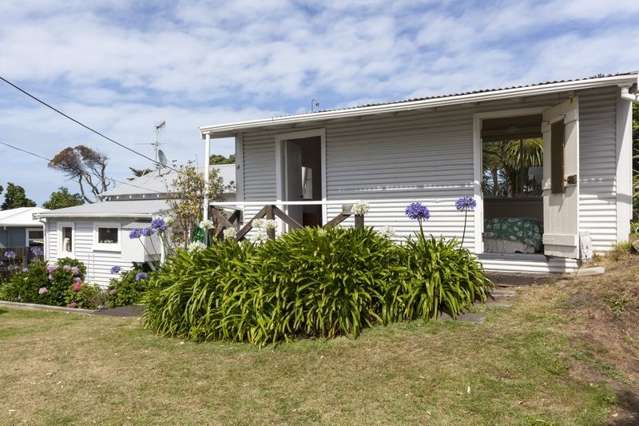 4 Kirkway Raumati Beach_4