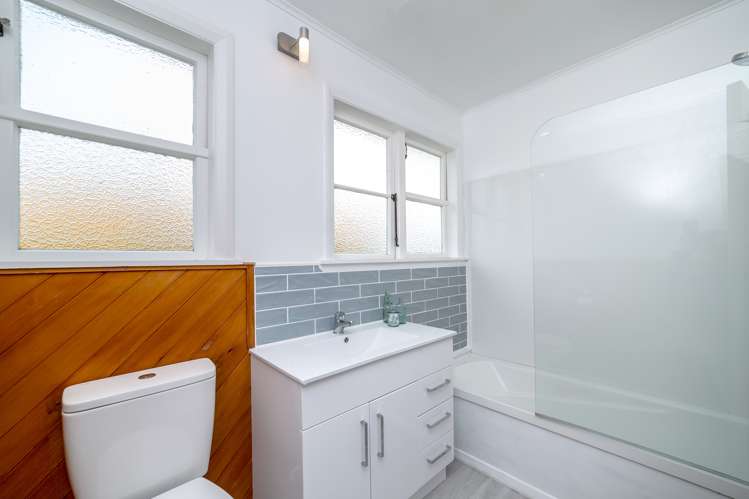 2 Kuratawhiti Street Greytown_12