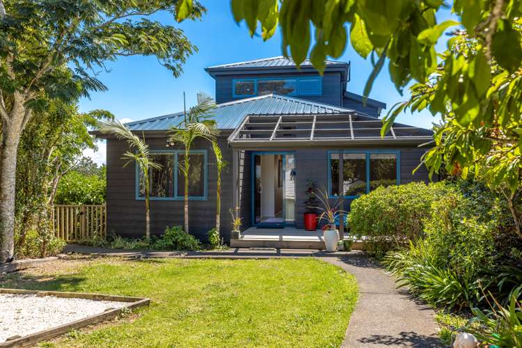 68 Hauraki Road Oneroa_23