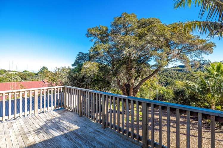 39 Whakarite Road Ostend_13