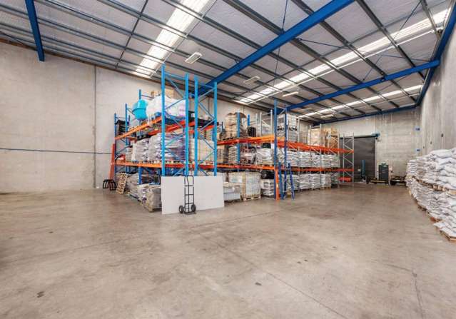 Unit 3, 33 Spartan Road Takanini_2