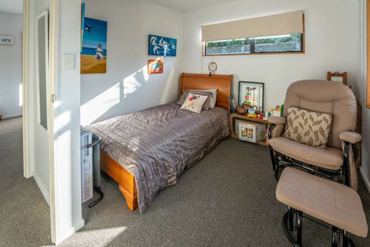 22 Roberta Crescent Orewa_10