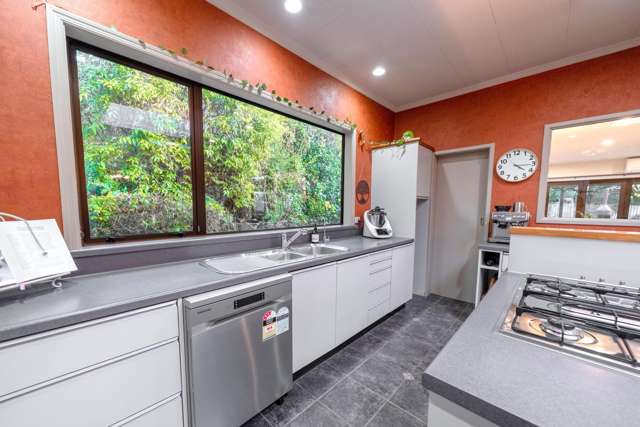 76 Ariki Avenue Otatara_4