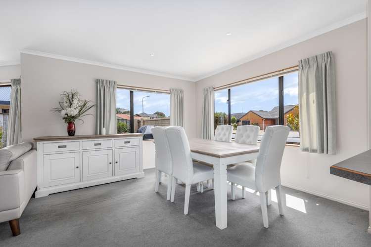 22 Lorna Irene Drive Raumati South_3