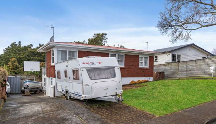 74 Vandeleur Avenue Birkdale_7