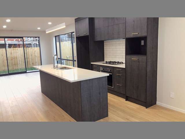 35 Waka Street 10863_2