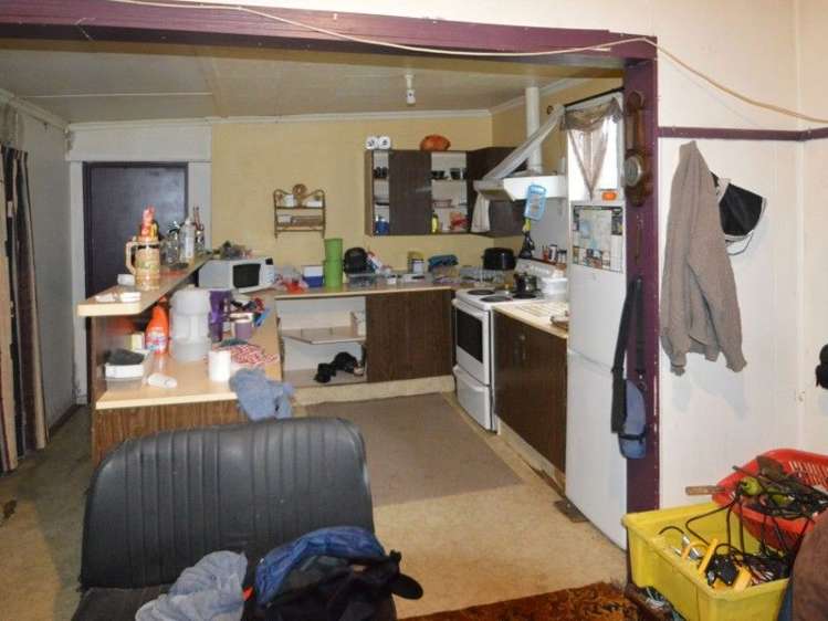 222 Gore Street Bluff_3