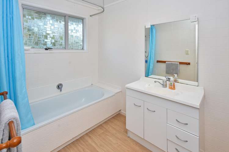 17 Chantal Place Red Hill_11